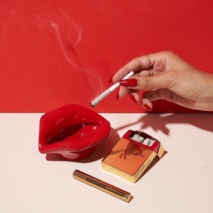Her Highness Lip Service Ashtray - Image 4